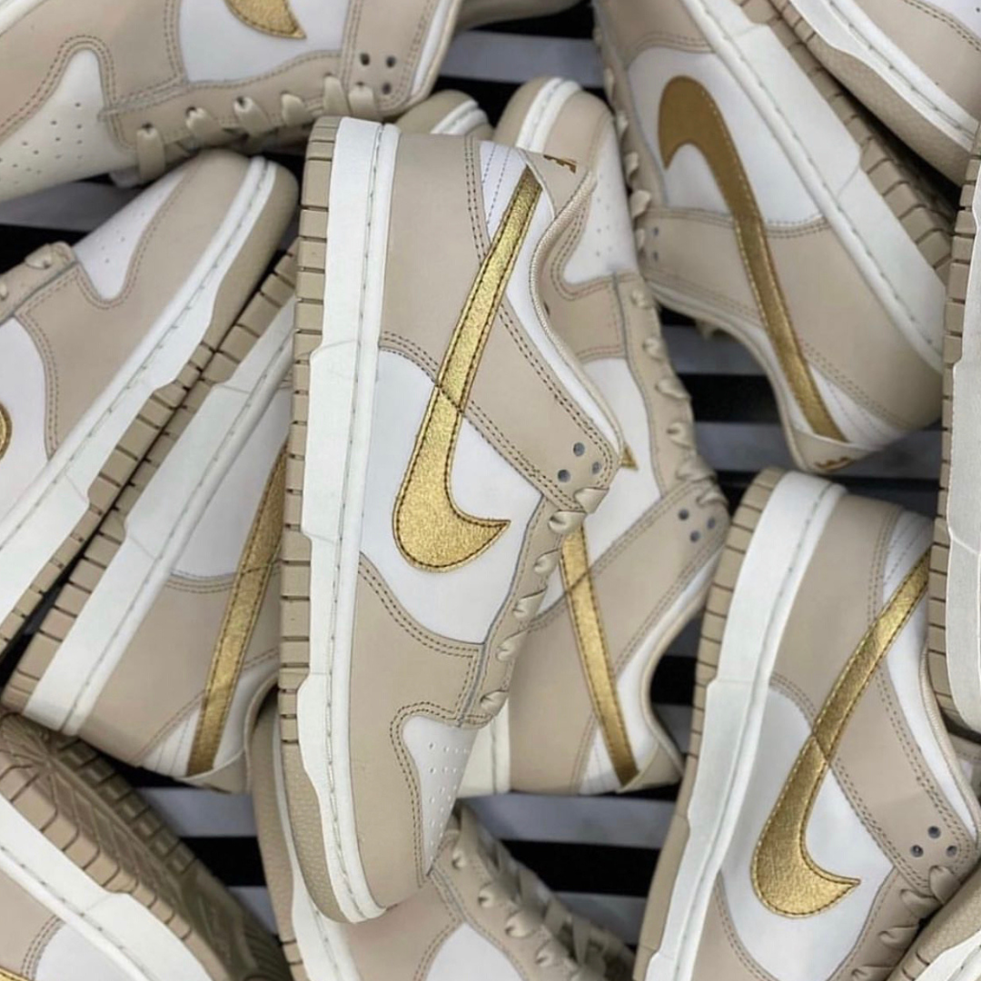 Nike Dunk Low Phantom Metallic Gold