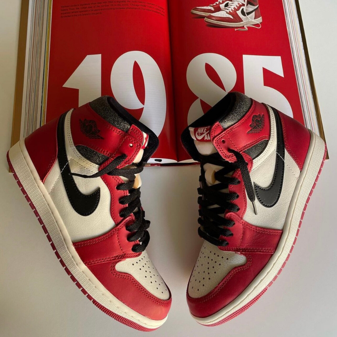 Nike Air Jordan 1 High OG Lost and Found