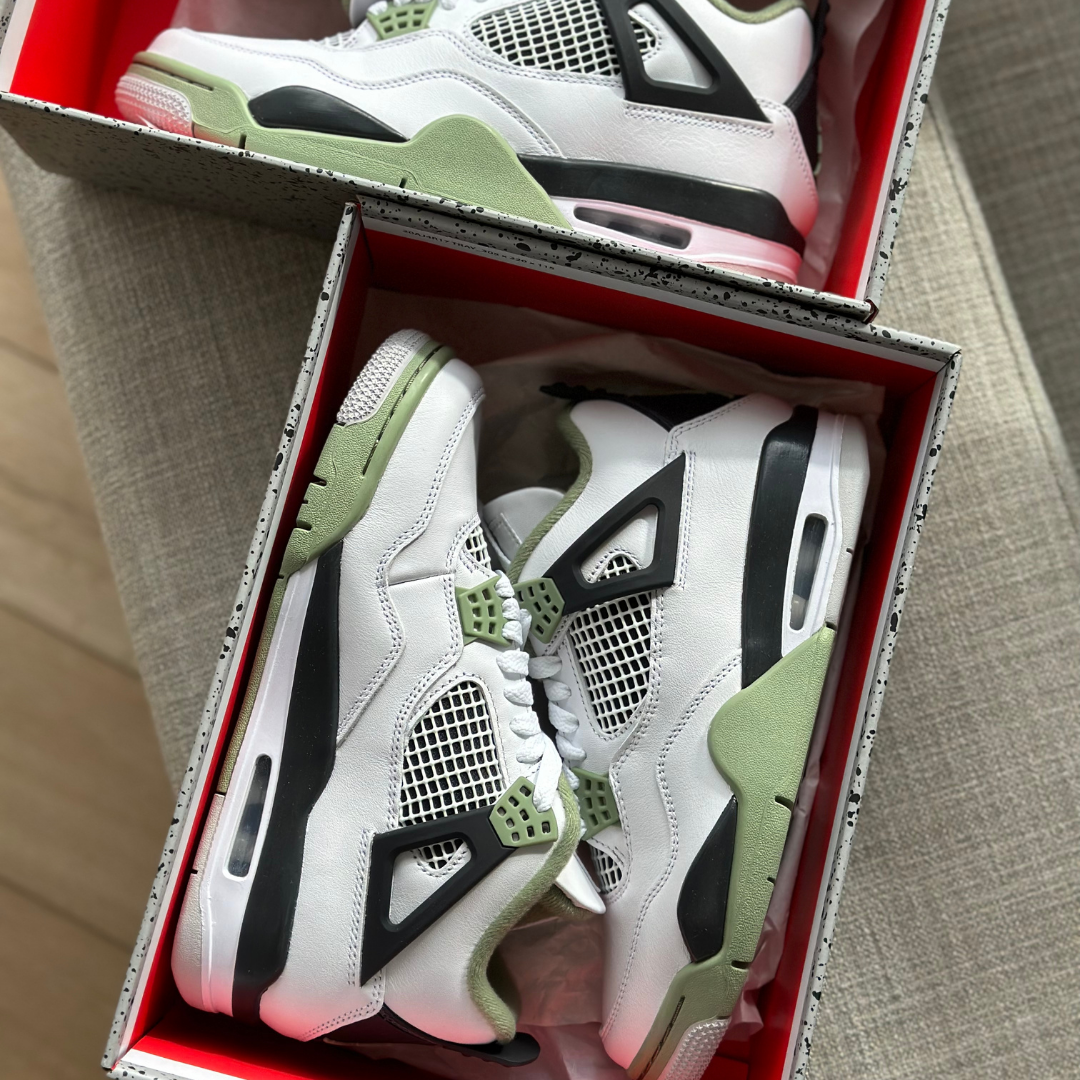 Nike Air Jordan 4 Seafoam