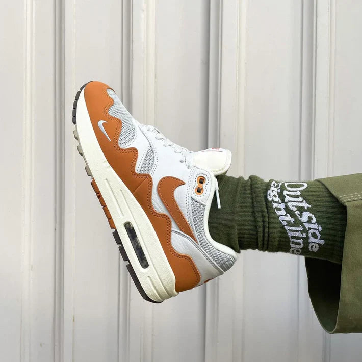 Nike Air Max 1 Patta Waves Monarch