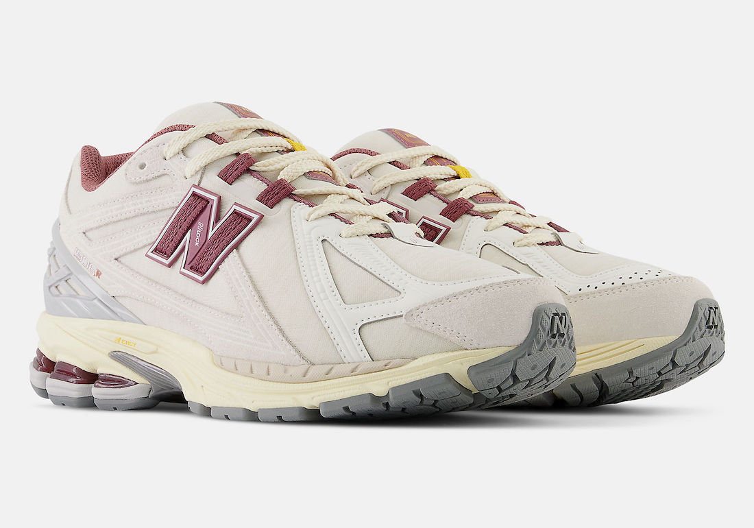 New Balance 1906R White Burgundy