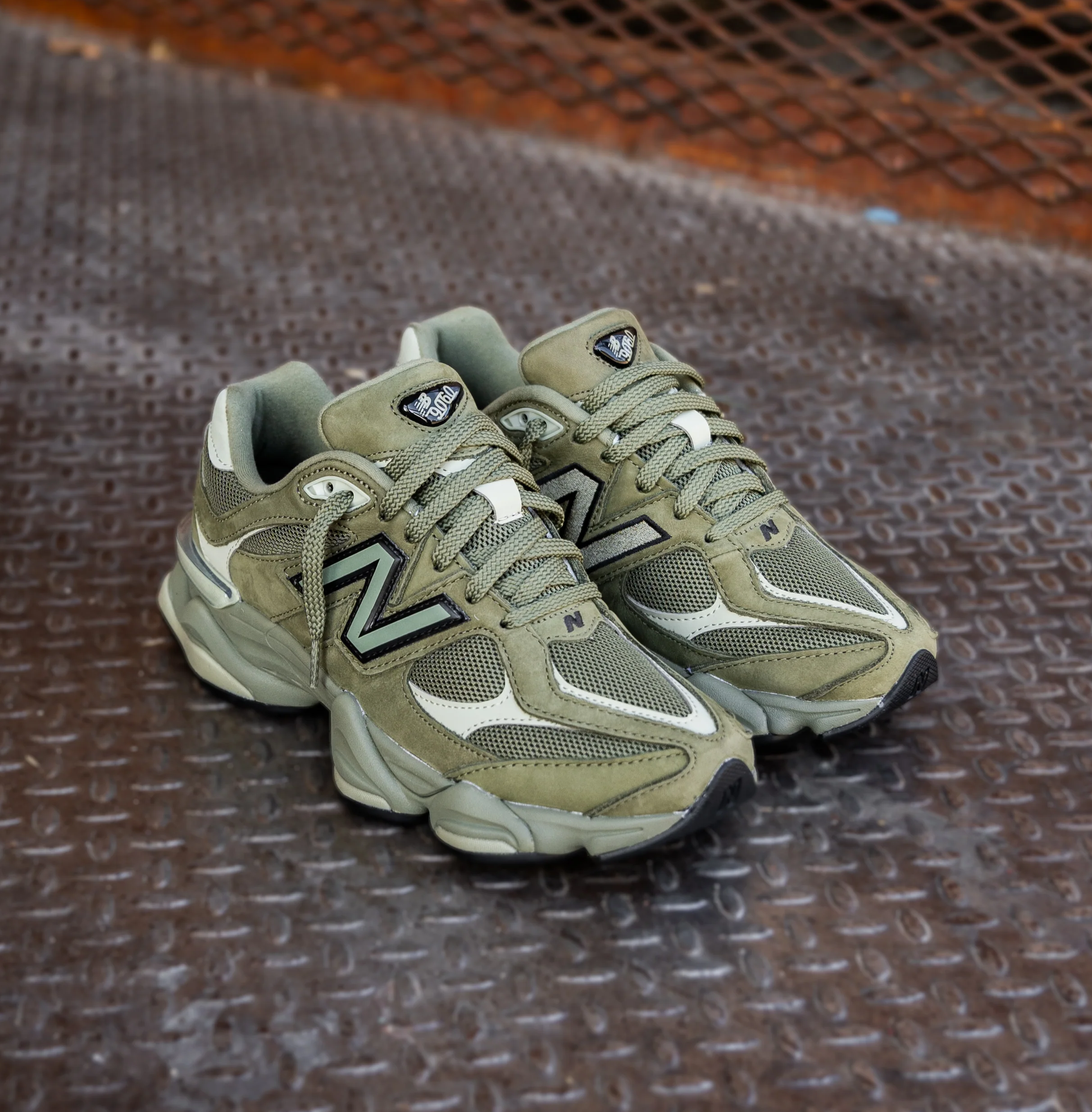 New Balance 9060 Dark Olivine (GS)