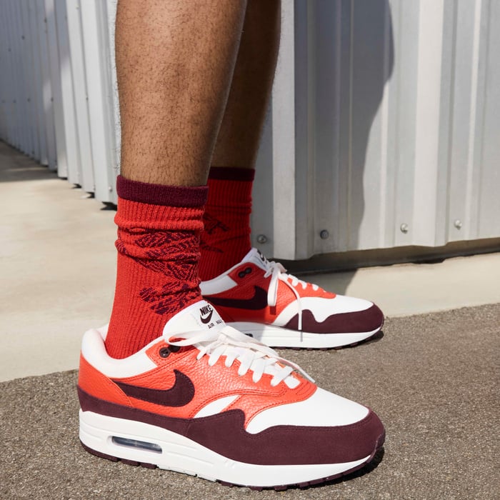 Nike Air Max 1 Burgundy Crush