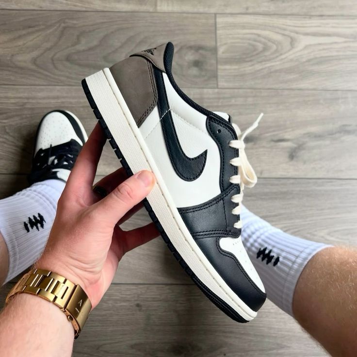 Nike Air Jordan 1 Low OG Mocha